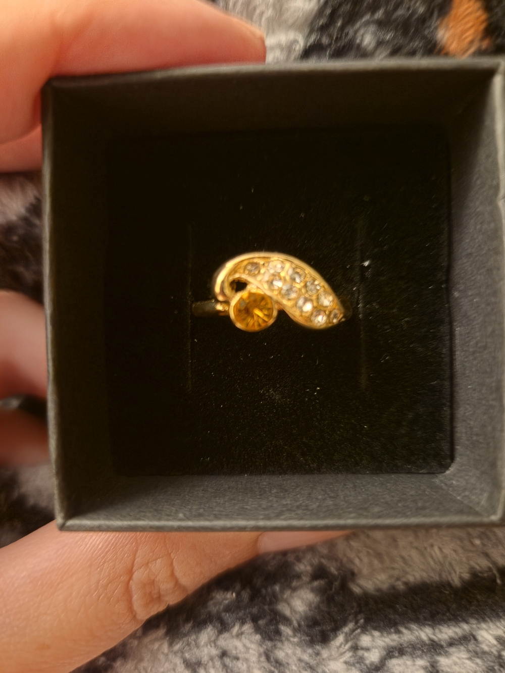 14k Gold Plated 925 Silver Ring Witn Clear Stone Accents & Faux Citrine | Size 7